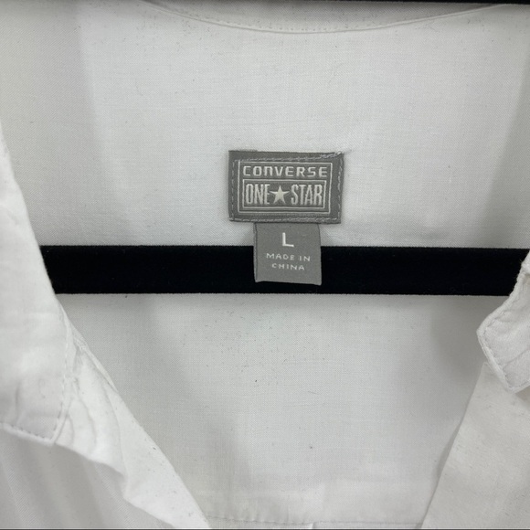 Converse White Sleeveless Sheer Snap Front Blouse - Picture 10 of 11